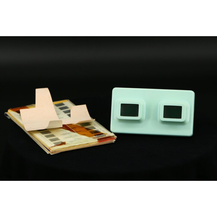 Estereoscópio Vintage 3D Lestrade Simplex | Souvenir de Lourdes Anos 60 com Caixa Original e Catálogo