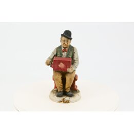 Ceramiczna Figurka Grajka Ulicznego z Katarynką, Ręcznie Malowana Rzeźba, Vintage 1990 ze Złotym Znakiem, Dekoracja Gabinetu i S