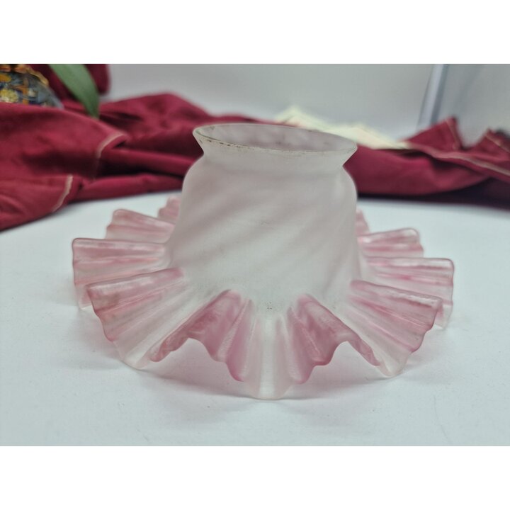 Tulipa de Vidro Vintage Cúpula de Lâmpada Ondulada Rosa Globo Acetinado de Reposição Estilo Vitoriano para Arandela Pendente Sal
