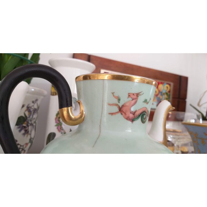 Bule Antigo de Porcelana Imperio, Vieux Paris, Criaturas Marinhas Mitologicas, Verde Ouro, Sem Tampa, Para Restauro, Seculo XIX