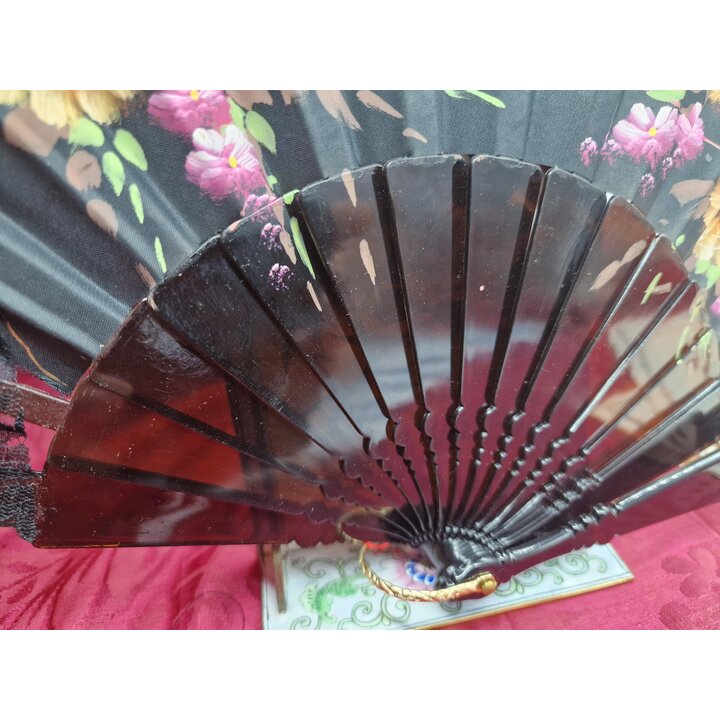 Vintage Folding Hand Fan Spanish Abanico Craftsmanship Hand Painted Lace Fabric Fan Flamenco Traditional Dance Wedding Accessory