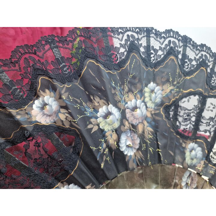 Leque Espanhol Vintage Pintado à Mão 27 cm, Abanico com Renda Preta e Hastes Nacaradas Estilo Galalite, Artesanato de Espanha