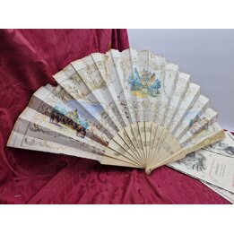Abanico Antiguo de Colección Papel Pintado a Doble Cara Varillaje Calado con Pan de Oro e Incrustaciones de Nácar Siglo XIX XX