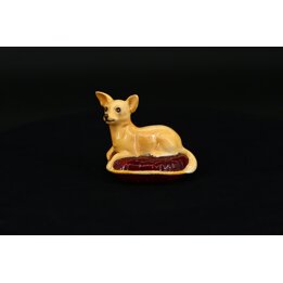 Figurine de Chien Chihuahua sur Coussin Beswick England, Statuette en Céramique Vintage, Porcelaine de Collection Stoke-on-Trent