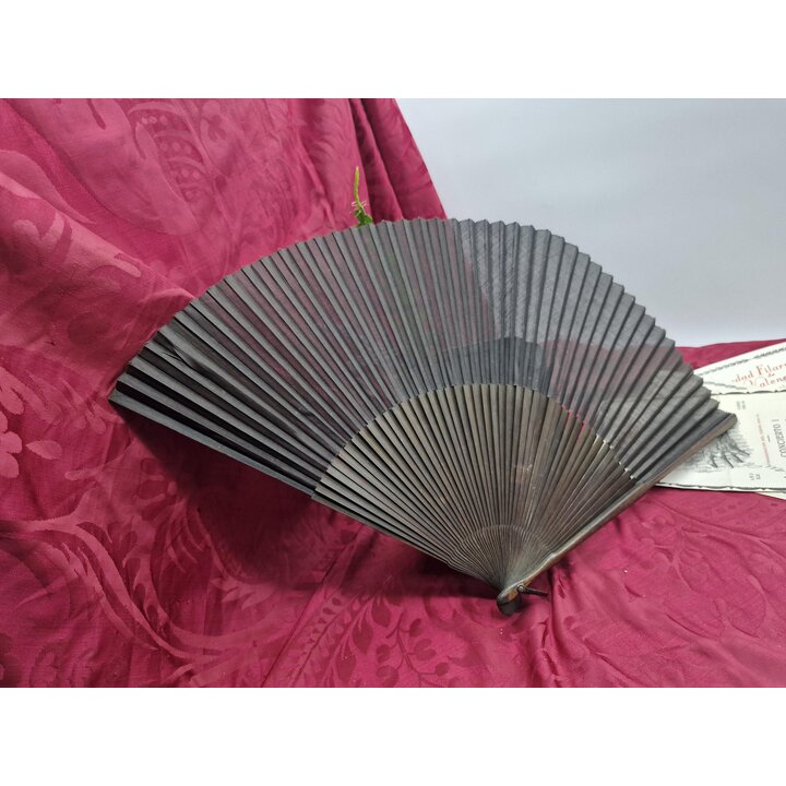 Ventaglio antico spagnolo, Struttura in legno e tessuto marrone scuro, Accessorio tradizionale da flamenco, Collezione Valencia 