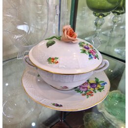 Herend Hungary Porcelain Soup Cup with Lid and Saucer, Hand Painted Floral Gold, 1960s Vintage, Basketweave Relief (Saucer Crack