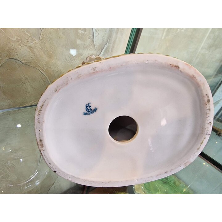 イスパニア マニセス製 磁器彫刻 花とクピドの置物 リヤドロ風 プッティ天使 フィギュリン スペイン 1950年頃 キャビネット飾
