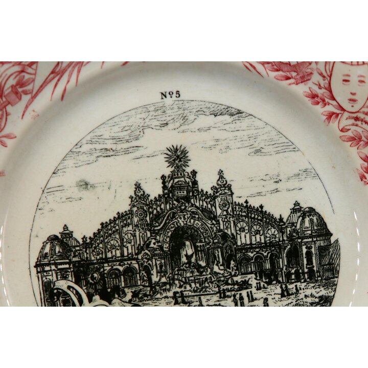 Винтажная тарелка Creil et Montereau, Всемирная выставка в Париже 1900, Terre de Fer