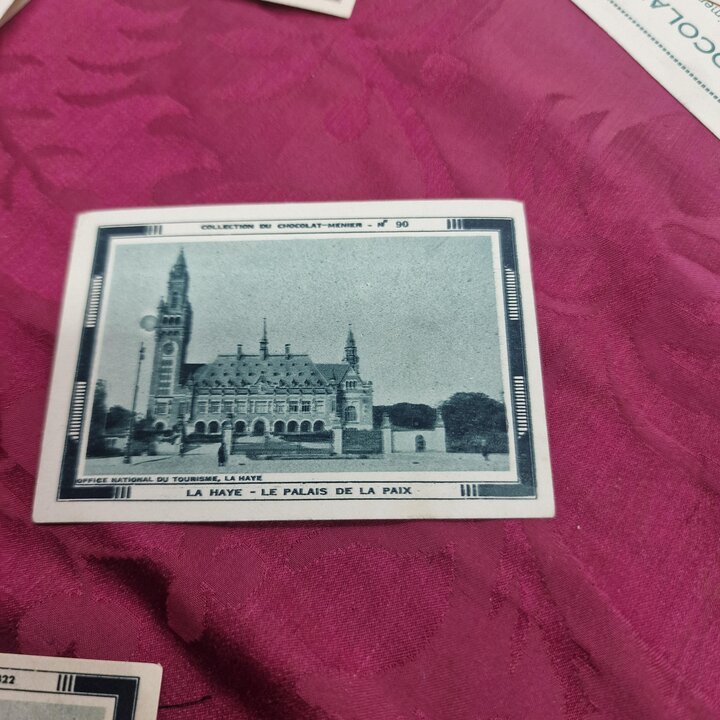 Vintage Verzamelkaarten, Reclameplaatjes Chocolat Menier Europese Monumenten Serie, Set van 240 Stuks, Mid Century Ephemera