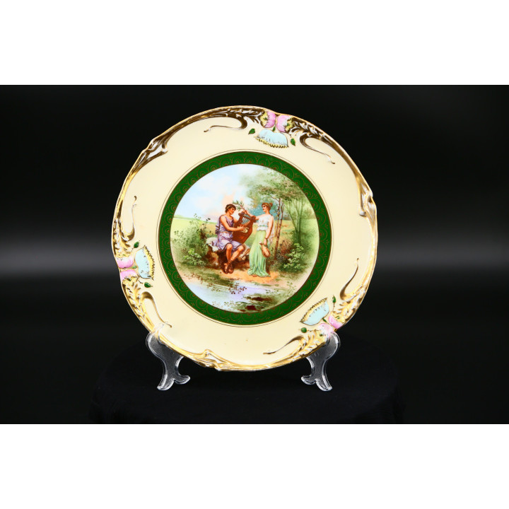 Винтажная фарфоровая тарелка 1970-х - Галантная сцена