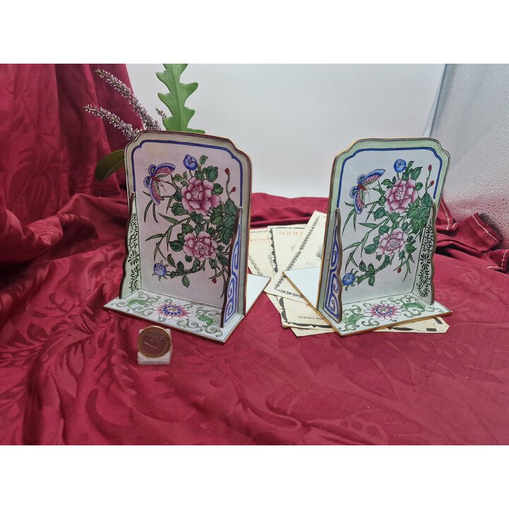 Serre Livres Vintage en Émail de Canton, Paire de Supports de Livres Chinois en Laiton, Motifs de Pivoines et Papillon, Décor de