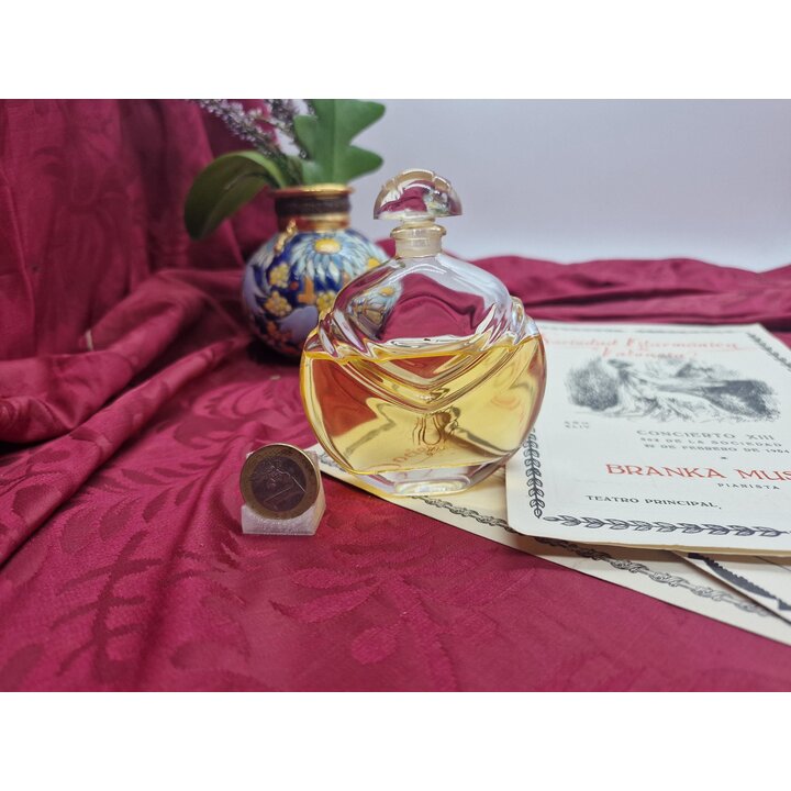 Parfum original Eau de Toilette Lancome Magie Noire 50 ml avec 65% restant, flacon vintage de collection fabrique en France 1988