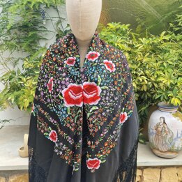 Hand Embroidered Silk Manila Shawl for Flamenco Black 135x130 cm - Spanish Gala Shawl with 60 cm Macrame Silk Fringes