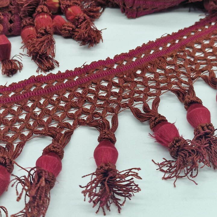 Antieke Passementerie Franje, 19e Eeuwse Victoriaanse Zijde Trim met Houten Vormen, Per Meter Verkocht, Historische Textielresta