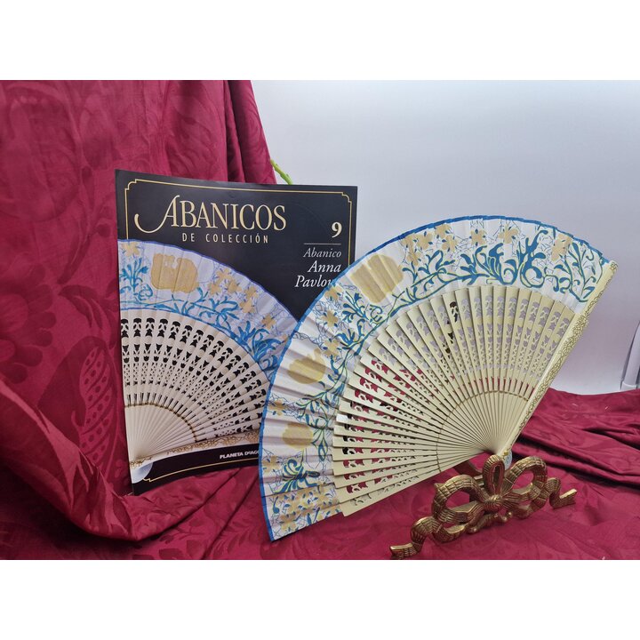 Collectible Hand Fan Abanico Planeta DeAgostini No 9 Anna Pavlova Ballerina Tribute Art Nouveau Motif with Informative Booklet 2