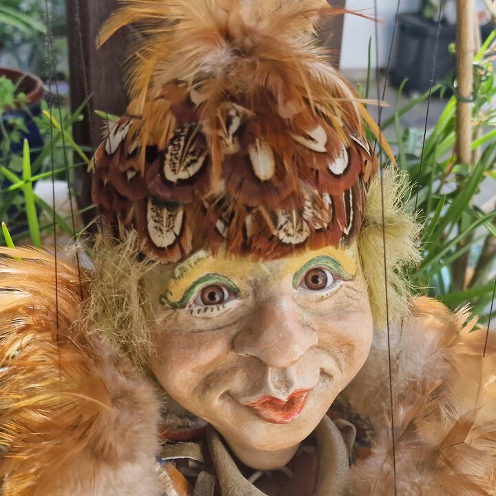 Papageno und Papagena Künstler-Marionetten aus Mozarts Zauberflöte, Gips- und Antiquitäten-Textilpuppen von Designer Maxi