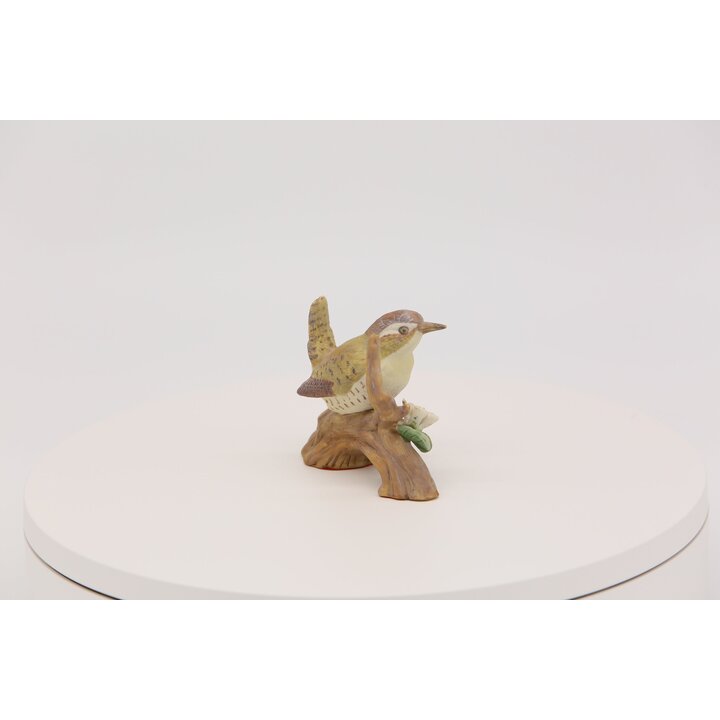 Zaunkönig Porzellan Figur Handbemalt Vogel auf Zweig mit Blüte, Vintage Biskuitporzellan Skulptur Vogelfigur Tischdeko Sammlerst