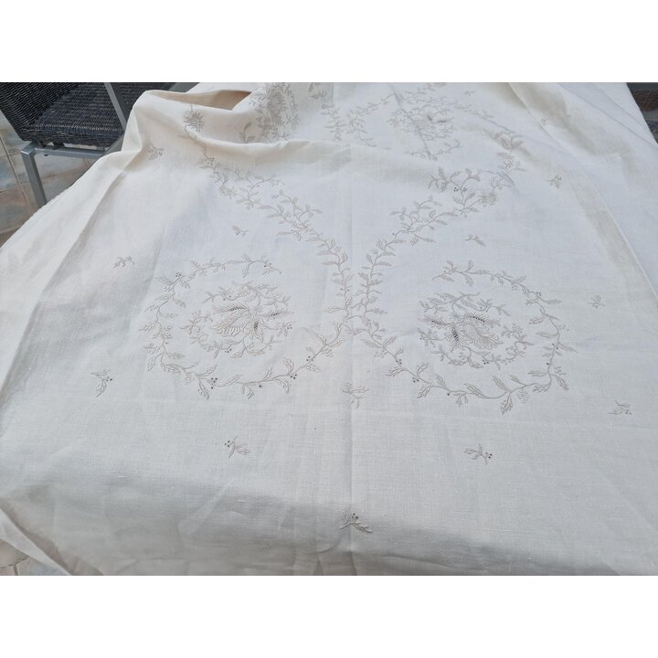 Toalha de Mesa em Linho Bordada a Mão 170x300 cm, Conjunto Vintage Bege de Banquete com 16 Guardanapos, Jogo de Mesa 17 Peças