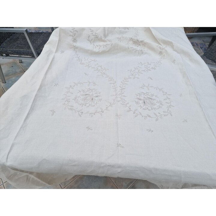 Toalha de Mesa em Linho Bordada a Mão 170x300 cm, Conjunto Vintage Bege de Banquete com 16 Guardanapos, Jogo de Mesa 17 Peças