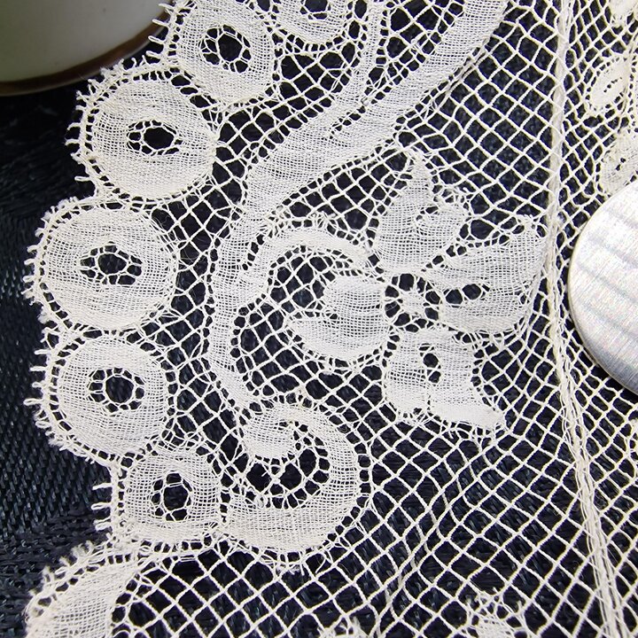 Encaje Valenciennes vintage de algodón – 10 cm ancho y 5,5 metros – Color marfil claro para alta costura y novias