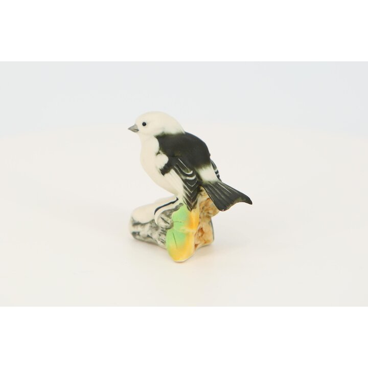 カポディモンテ 磁器 鳥 ミニチュア フィギュア, 手描き イタリア 彫刻, クラウン N マーク, 1990年代 キャビネット デコ