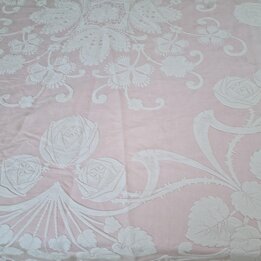 Vintage Jacquard Tagesdecke in Rosa und Weiss mit Rosen, Baumwolle Bettüberwurf mit Fransen und Troddeln 220x210 cm, 1970er