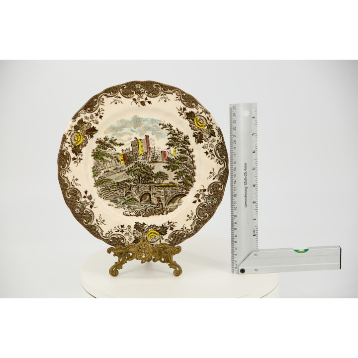 Vintage Johnson Brothers Romantic England Haddon Hall Plate