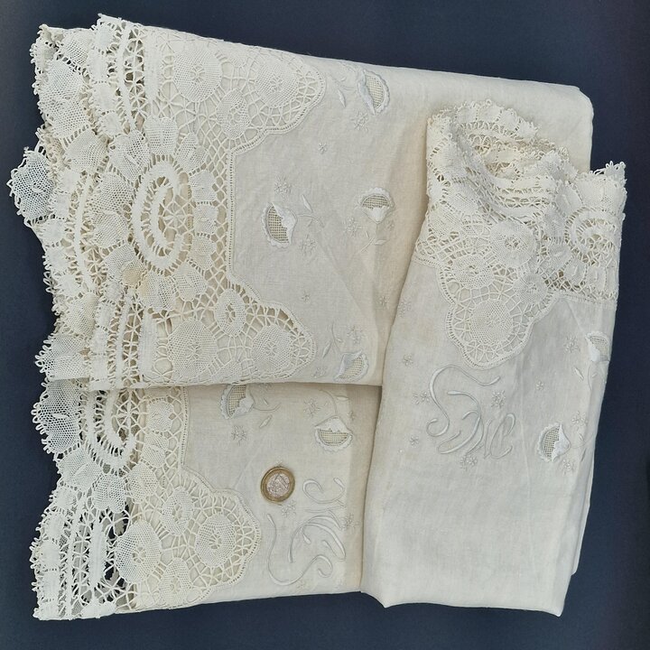 Bedlinnenset: linnen, Jaren 1920, MCS, Art deco, Handgemaakte kloskant