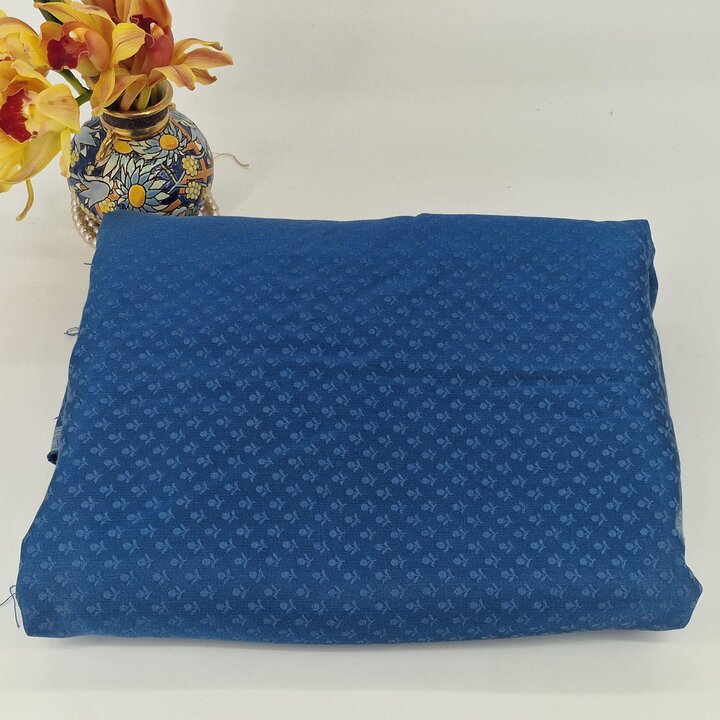 Tela vintage, Finales del siglo XX, Azul aciano, jacquard floral tonal, 140 cm