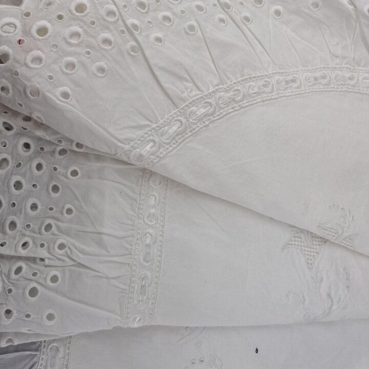 Juego de ropa de cama: algodón, Década de 1950, Richelieu, Monograma