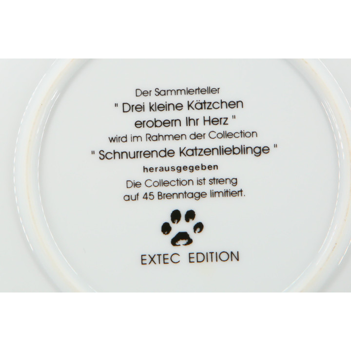 EXTEC EDITION Collectible Porcelain Plate - Three Little Kittens