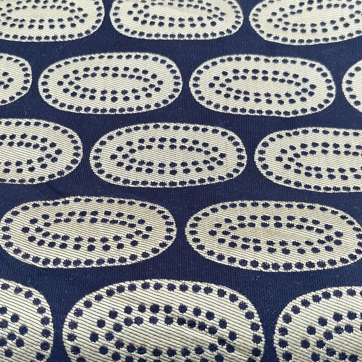 Tissu vintage, motif géométrique, 140 × 195 cm