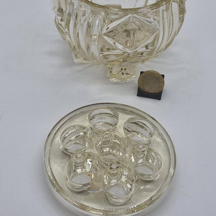 1970年代 ヴィンテージ プレスガラス 花瓶 フタ付き ローズボール フラワーベース, 足付き レトロ ミッドセンチュリー テーブルデコレーション 10cm