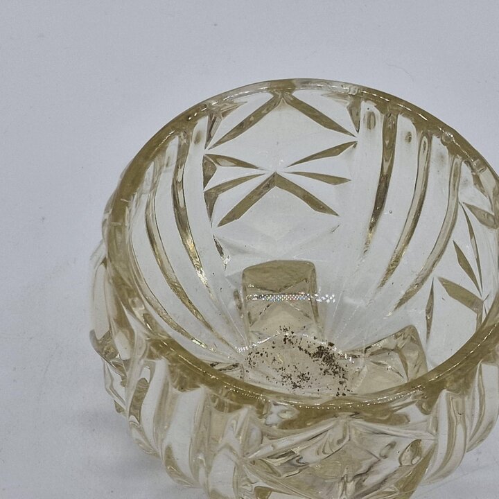 1970年代 ヴィンテージ プレスガラス 花瓶 フタ付き ローズボール フラワーベース, 足付き レトロ ミッドセンチュリー テーブルデコレーション 10cm
