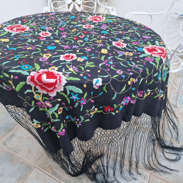 1950年代 ヴィンテージ マニラショール 黒シルク 手刺繍