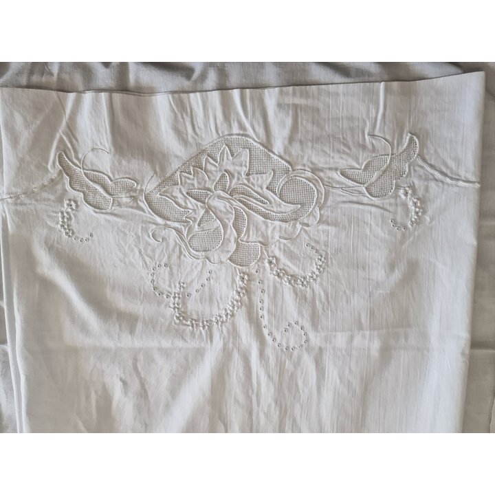 アンティーク フランス製 高級リネン製 ベッドリネン セット 1910年代 手編み ボビンレース と 手刺繍 リシュリュー カットワーク シーツ と 枕カバー 未使用 婚礼調度品 コレクション