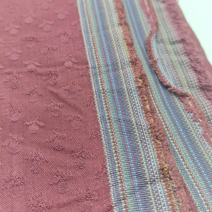 Vintage Spanischer Jacquard Stoff, Seide Viscose Mischung, 350x135 cm, Bordeaux Textil für Polsterung und Luxus Nähen