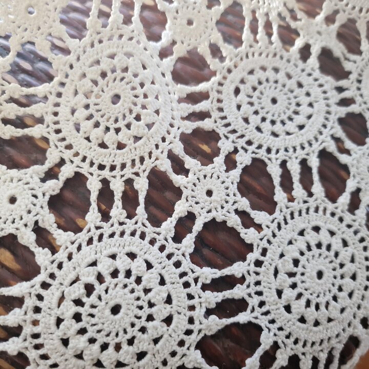 Immense Rideau au Crochet Vintage 280x270cm - Textile Coton Milieu XXe Siècle - Fond de Mariage Boho - Panneau en Dentelle