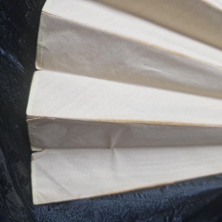 Abanico de papel antiguo, abanico de mano, escena de cromolitografia Belle Epoque, varillas de madera, 32 cm, siglo XIX, para re