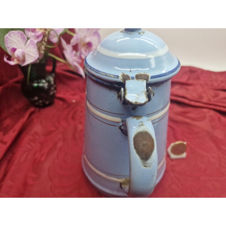 Vintage Emaille Kaffeekanne, Deutsche Emaillierte Kanne Hellblau, Geometrisches Muster, 1 Liter, 20 cm
