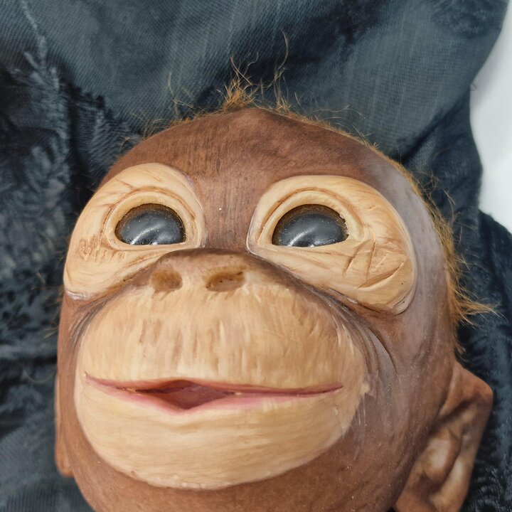 リアルなリボーンオランウータン人形 48cm, 1990年代ヴィンテージ赤ちゃん猿霊長類, 布とビニール製コレクターズアートドール