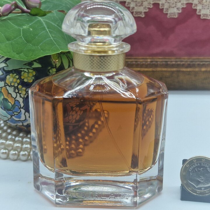 Profumo Mon Guerlain Eau de Parfum 100ml Formula Originale 2019, Flacone Quadrilobe Guerlain Vintage Collezione Lotto 9E01 Franc
