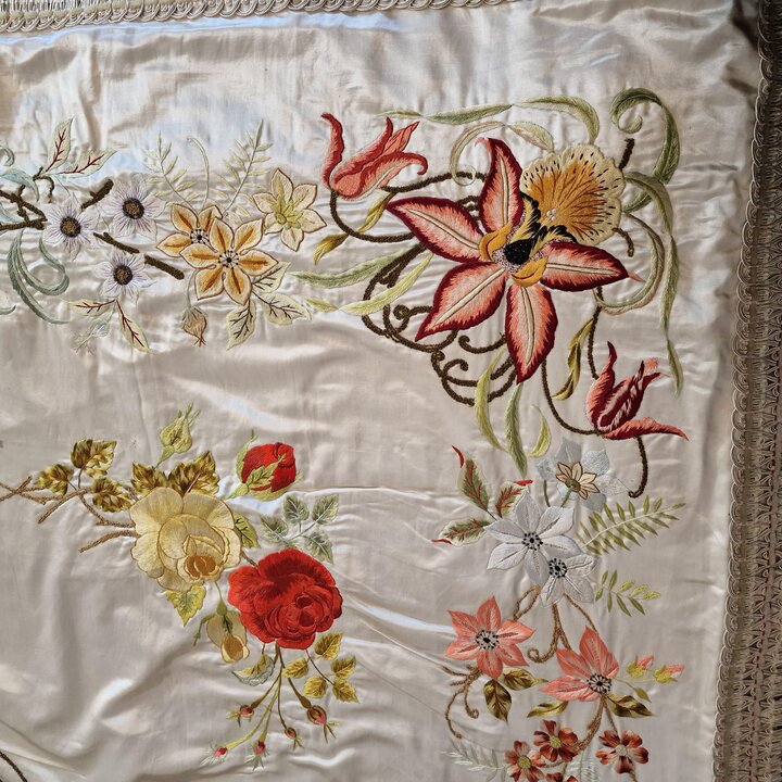 Antique French Silk Bedspread 1900s Hand Embroidered Cherub Putti Flower Garland Silk Damask Scalloped Edge Trousseau Victorian 