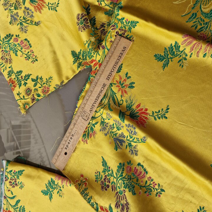 Skrawki Spodnicy Walenckiej Brokat Jedwab Wiskoza, Vintage Tkanina Fallera Panele 135x70 65x70 cm, Tradycyjne Szycie Hiszpanskie