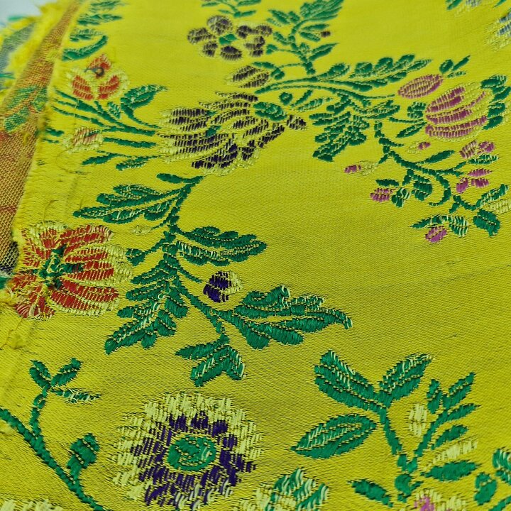 Retales de Falda Valenciana Brocado Seda Viscosa, Paneles Tela Fallera Vintage 135x70 y 65x70 cm, Costura Tradicional Española