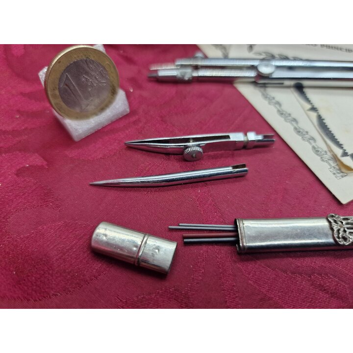Astuccio in Legno e Asciugino Vintage, Colegio Maria Inmaculada Carcaixent 1953, Kit con Compasso Temperamatite e Tiralinee