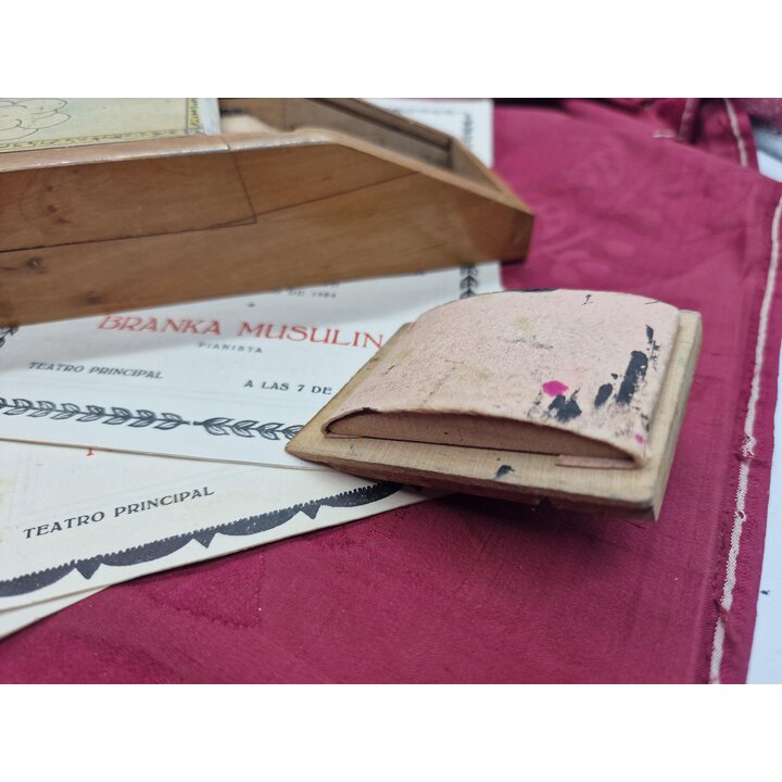 Astuccio in Legno e Asciugino Vintage, Colegio Maria Inmaculada Carcaixent 1953, Kit con Compasso Temperamatite e Tiralinee