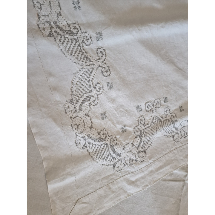 Parure de Lit XIXe Siècle - Lin Français Haute Couture