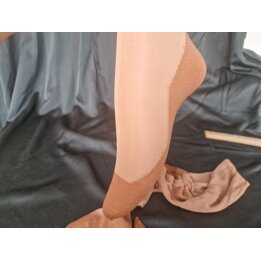 Pończochy Vintage z Lat 50 ze Szwem, Beżowe Pończochy Bawełna Wiskoza, Wzmocniona Pięta, Rozmiar 9, Stopa 22 cm, Długość 75 cm