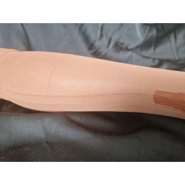Meias Vintage Anos 50 com Costura, Meias de Algodão e Viscose Bege, Calcanhar Reforçado, Tamanho 9, Pé 22 cm, Comprimento 75 cm